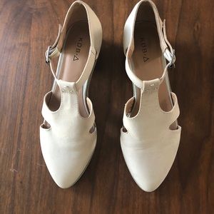 Kelsi Dagger Brooklyn peek-a-boo sandals 7.5